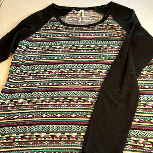 3/$25 Roper Multi Aztec Print Scoop Neck Western Cowgirl L/S T Shirt. Size L - Picture 3 of 10
